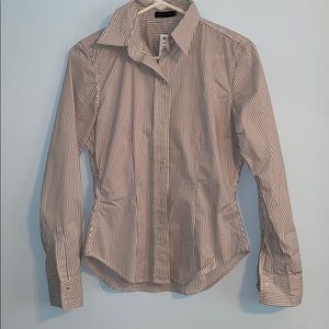 Women’s button up blouse